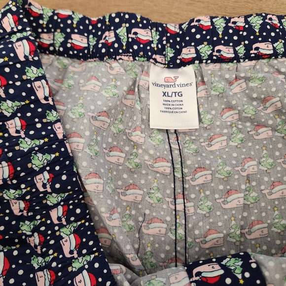 Vineyard Vines Other - 🎄Vineyard Vines Mens Holiday Christmas Boxer Shorts- Whales with Santa Hat